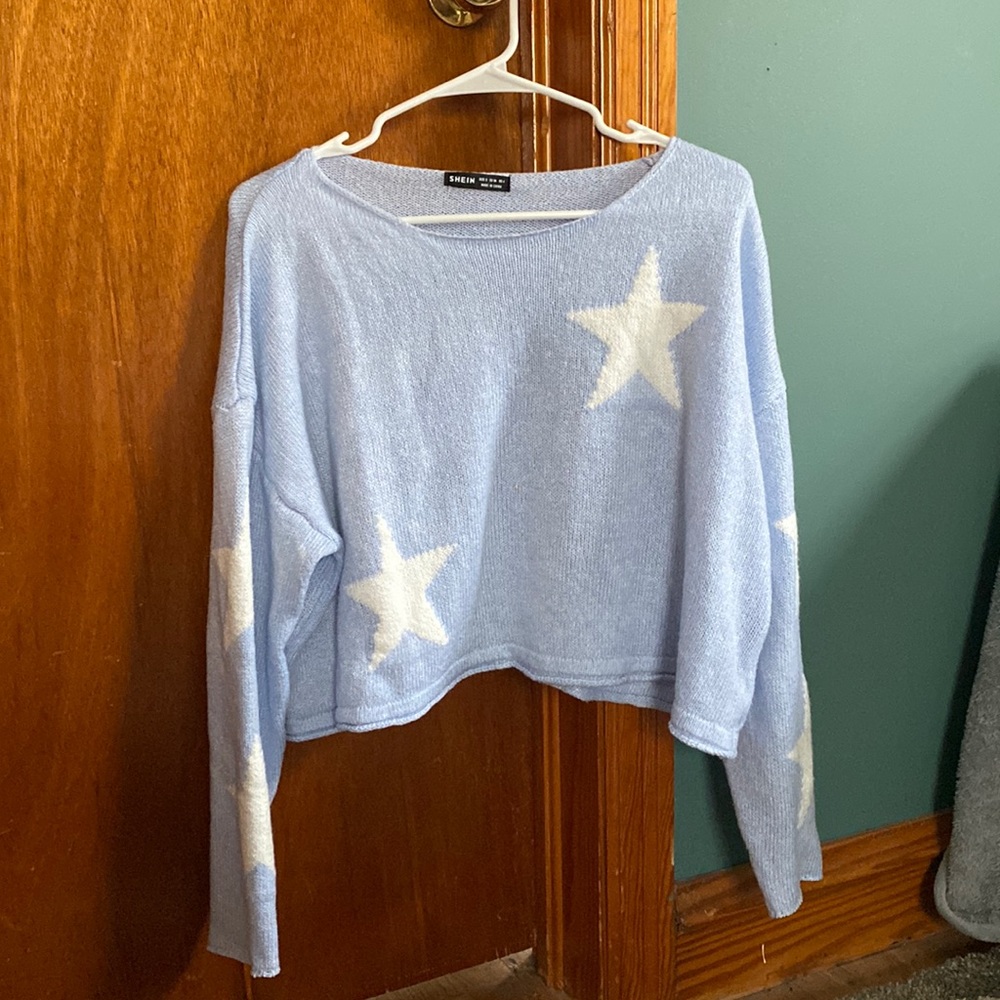 Cropped long sleeve sweater